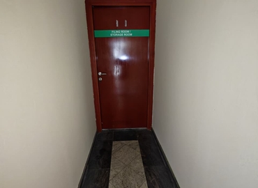 Office Al Muraqqabat 00000 Dubai