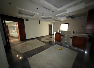 Office Al Muraqqabat 00000 Dubai