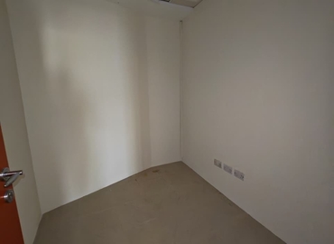 Office Al Muraqqabat 00000 Dubai