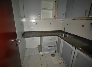Office Al Muraqqabat 00000 Dubai