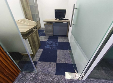 Office 777V+Q8G 000 Dubai