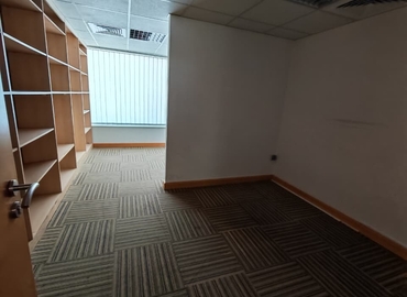 Office Al Muraqqabat 00000 Dubai