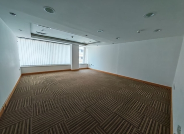 Office Al Muraqqabat 00000 Dubai