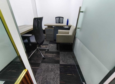Office 777V+Q8G 000 Dubai