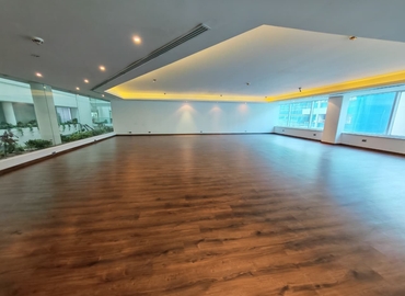 Office Al Muraqqabat Road 1 00000 Dubai