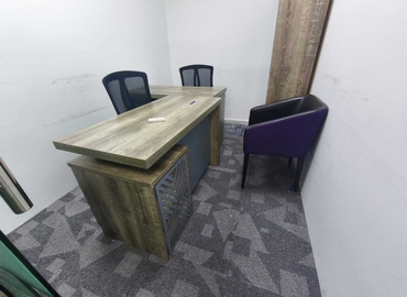 Office 777V+Q8G 000 Dubai