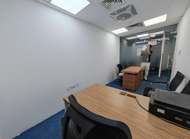 Office Al Garhoud 00000 Dubai