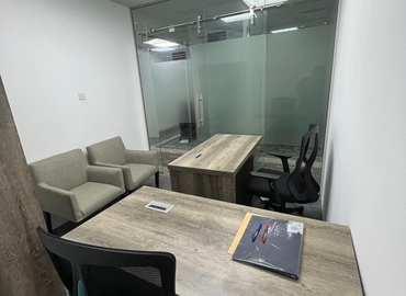 Office 777V+Q8G 00 Dubai