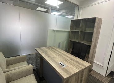 Office 777V+Q8G 000 Dubai