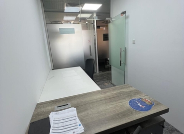 Office 777V+Q8G 000 Dubai