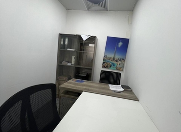 Office 777V+Q8G 000 Dubai