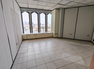 Office Riggat Al Buteen 00000 Dubai