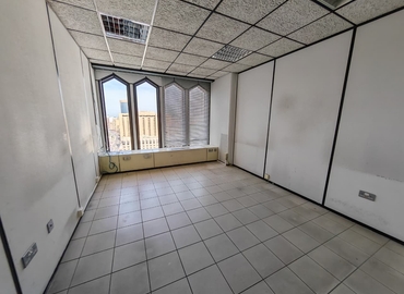 Office Riggat Al Buteen 00000 Dubai
