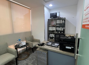 Office 777V+Q8G 000 Dubai