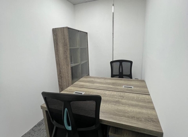 Office 777V+Q8G 000 Dubai