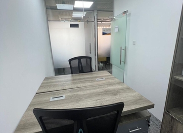 Office 777V+Q8G 000 Dubai