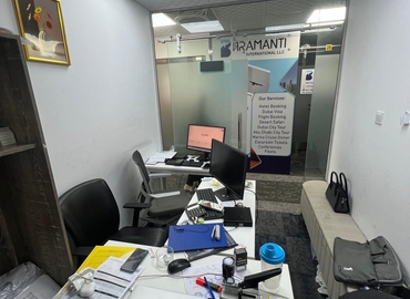 Office 777V+Q8G 000 Dubai