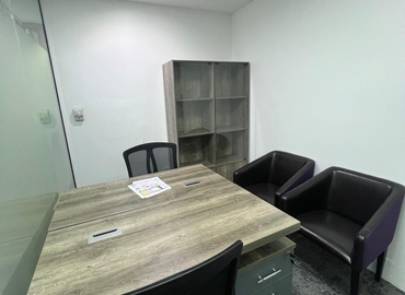 Office 777V+Q8G 0000 Dubai