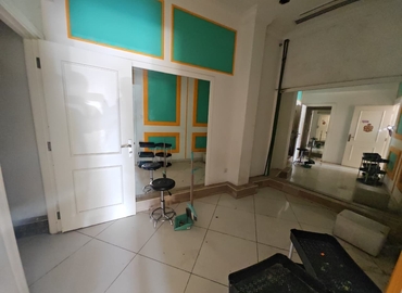 Office Al Rigga 00000 Dubai