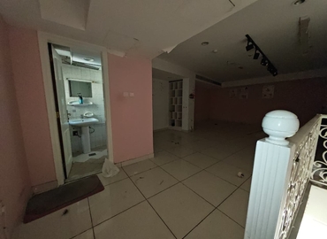 Office Al Rigga 00000 Dubai