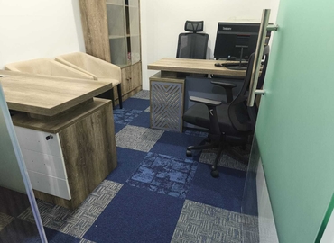 Office 777V+Q8G 000 Dubai