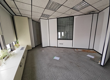 Office Deira 00000 Dubai