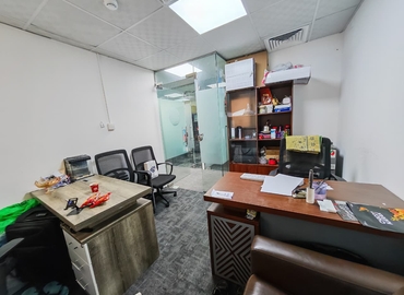 Office 777V+Q8G 000 Dubai
