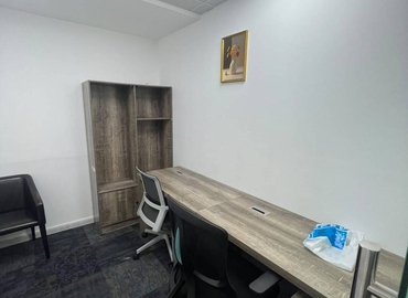 Office 777V+Q8G 000 Dubai