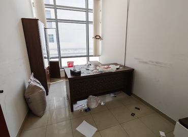 Office Al Muraqqabat Road 1 00000 Dubai