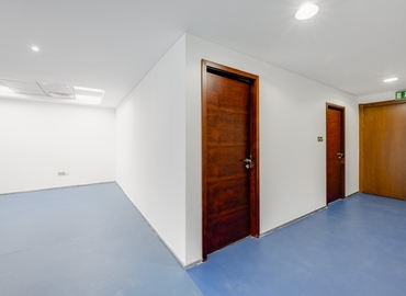 Office Port Saeed 00000 Dubai