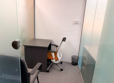 Office Al Maktoum Road 408 00000 Dubai