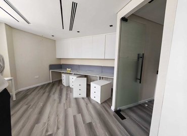 Office Riggat Al Buteen 00000 Dubai