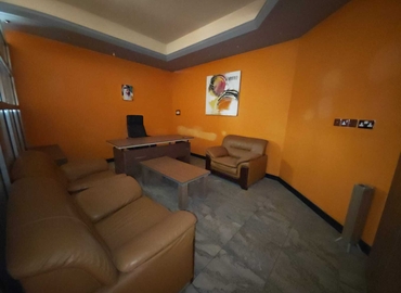 Office Al Maktoum Rd 00000 Dubai