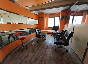 Office Al Maktoum Rd 00000 Dubai