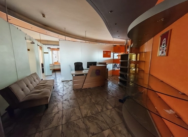 Office Al Maktoum Rd 00000 Dubai