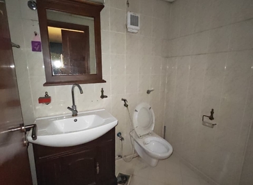 Office Al Maktoum Rd 00000 Dubai