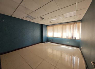 Office Al Maktoum Rd 00000 Dubai