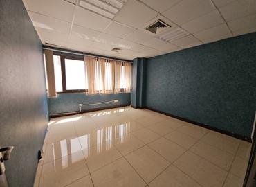 Office Al Maktoum Rd 00000 Dubai