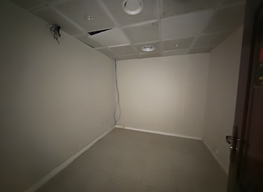Office Al Maktoum Rd 00000 Dubai