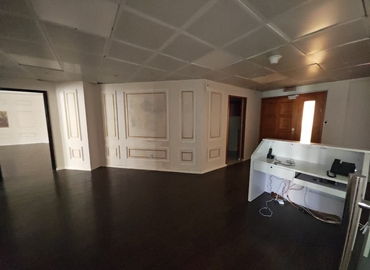Office Al Maktoum Rd 00000 Dubai