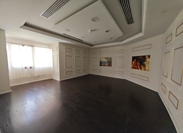 Office Al Maktoum Rd 00000 Dubai