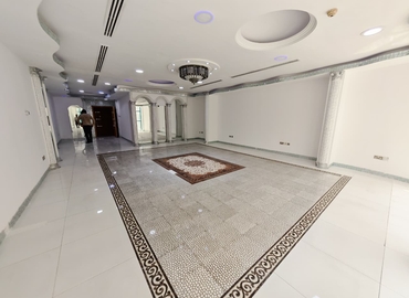 Office Baniyas Rd 00000 Dubai