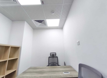 Office 789R+QC 0000 Dubai
