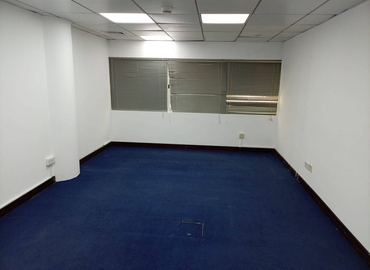 Office Al Garhoud 00000 Dubai