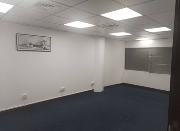 Office Al Garhoud 00000 Dubai
