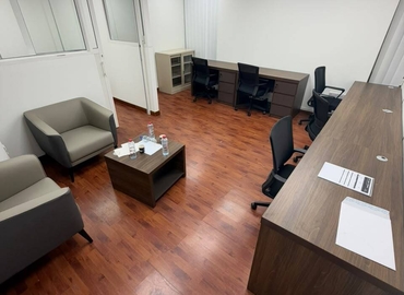 Office Khalid Bin Al Waleed Rd 0000 Dubai