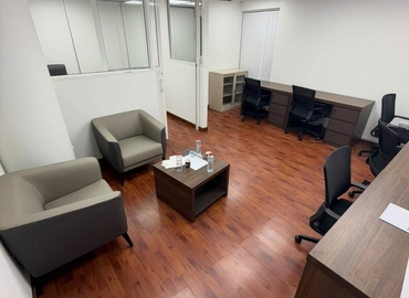 Office Khalid Bin Al Waleed Rd 0000 Dubai