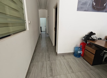 Office Al Garhoud 0000 Dubai