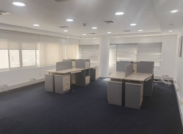 Office Al Garhoud 00000 Dubai
