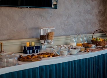 250 m² Meeting room in Tirana, Rruga Reshit Petrela (1001) - 15 | MatchOffice.com